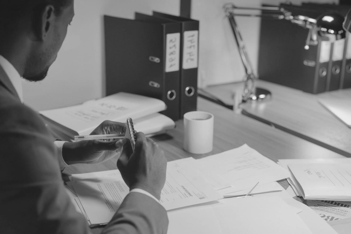 financial markets legal documentation and property analysis